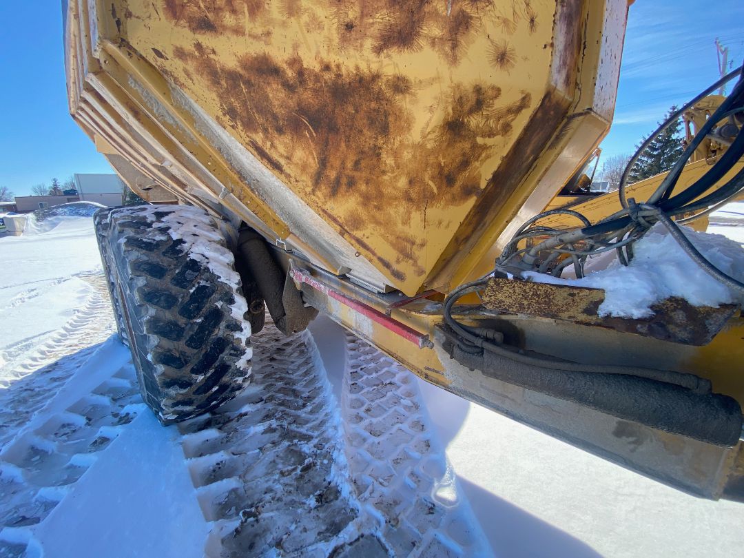 1997 MOXY MT-30 - Image 25